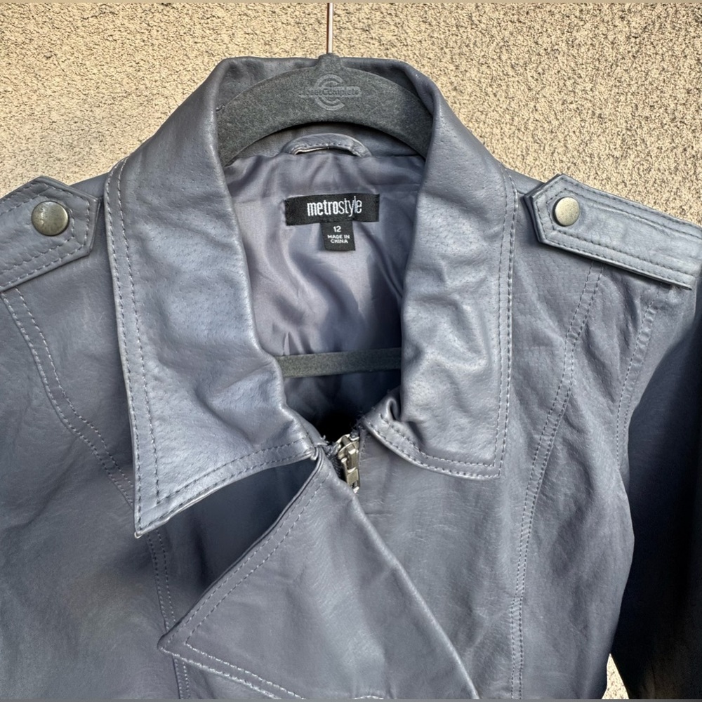 Gray Leather Ruffle Front Jacket size 12 - Picture 6 of 9